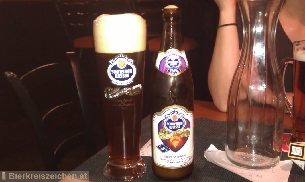 Foto eines Bieres der Marke TAP6 - Schneider Weisse Aventius aus der Brauerei Schneider Weisse