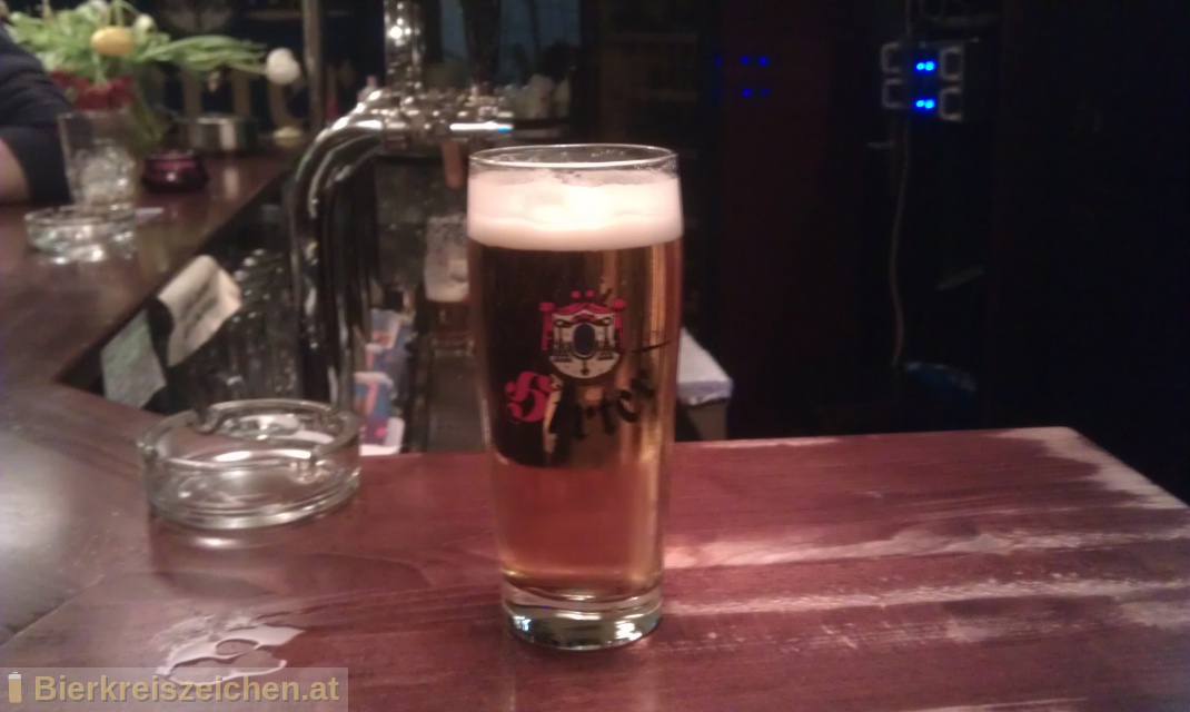 Foto eines Bieres der Marke Hirter Märzen aus der Brauerei Brauerei Hirt