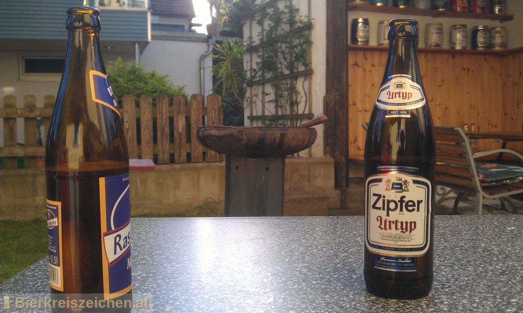 Foto eines Bieres der Marke Zipfer Urtyp aus der Brauerei Brauerei Zipf