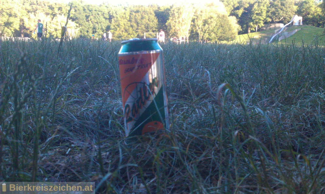 Foto eines Bieres der Marke Bru am Berg Radler - Graepfruit aus der Brauerei Bru am Berg