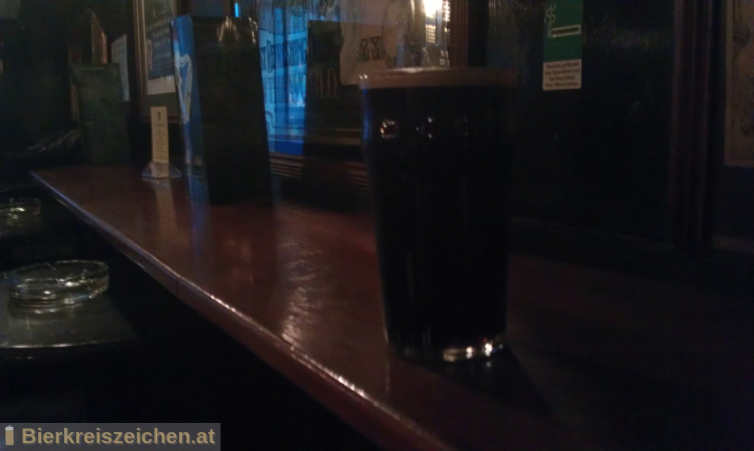 Foto eines Bieres der Marke Guinness Draught aus der Brauerei Guinness