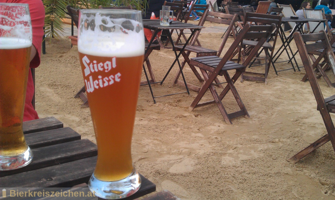 Foto eines Bieres der Marke Stiegl Weisse - Naturtrüb aus der Brauerei Stieglbrauerei