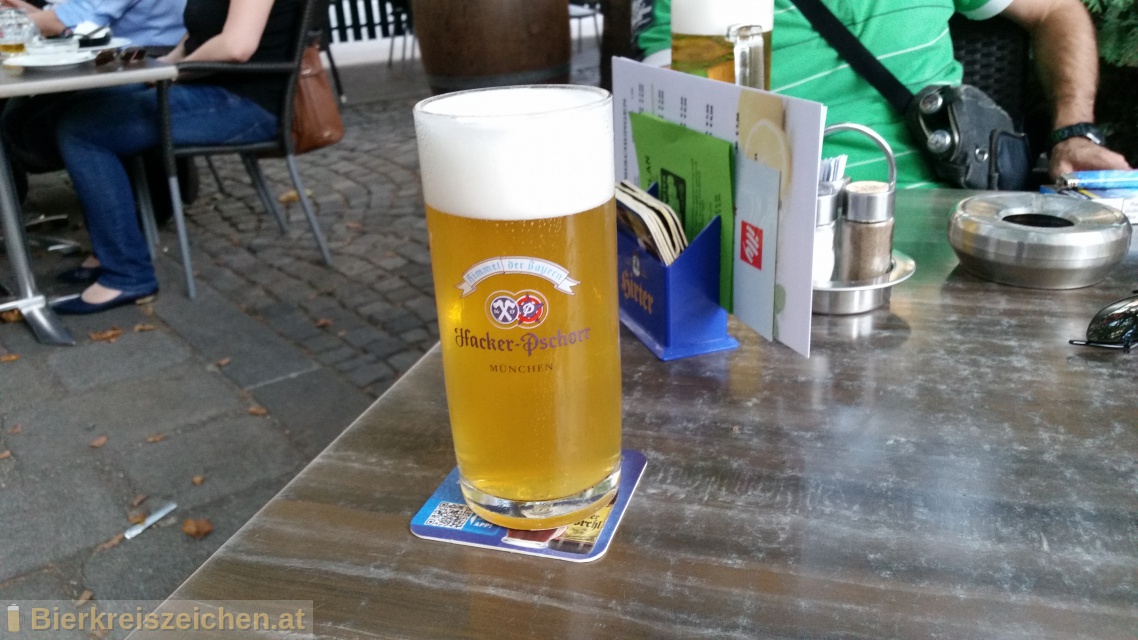 Foto eines Bieres der Marke Hacker Pschorr Zwickl aus der Brauerei Hacker-Pschorr