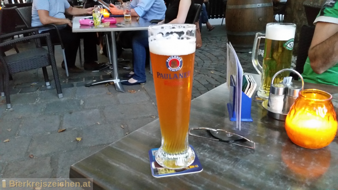 Foto eines Bieres der Marke Paulaner Hefe-Weibier Alkoholfrei aus der Brauerei Paulaner Brauerei