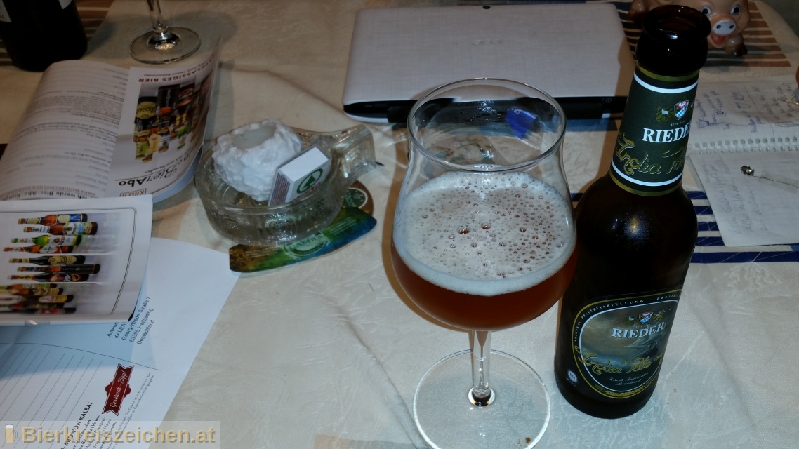 Foto eines Bieres der Marke Rieder India Pale Ale aus der Brauerei Brauerei Ried