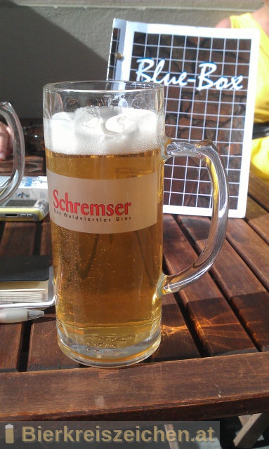 Foto eines Bieres der Marke Schremser Zitronenradler aus der Brauerei Brauerei Schrems