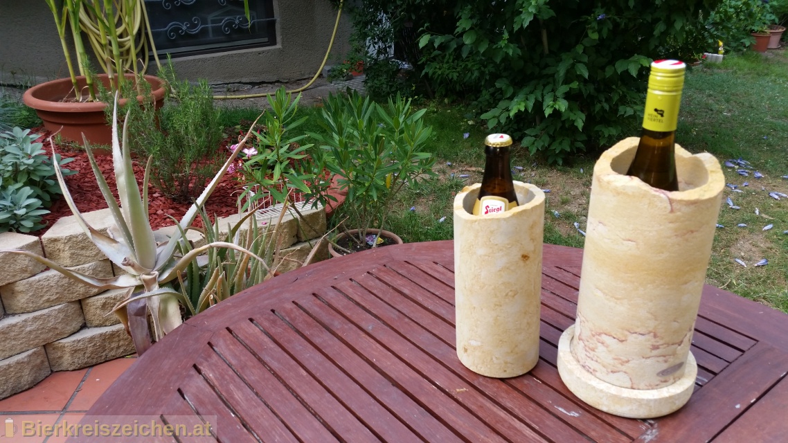 Foto eines Bieres der Marke Stiegl Goldbru aus der Brauerei Stieglbrauerei