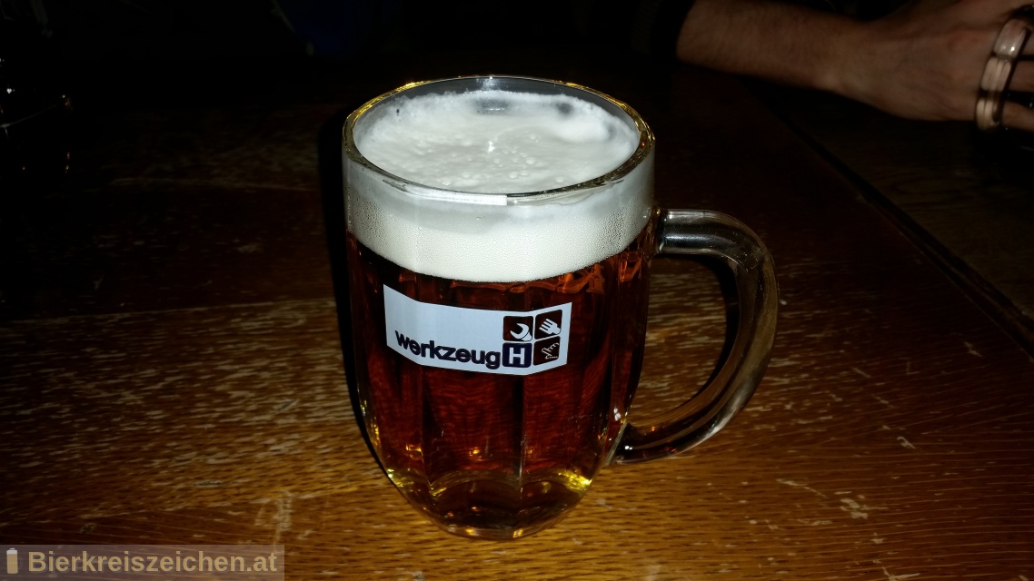 Foto eines Bieres der Marke Velkopopovick Kozel Pale (hell) aus der Brauerei Brauerei Popovice