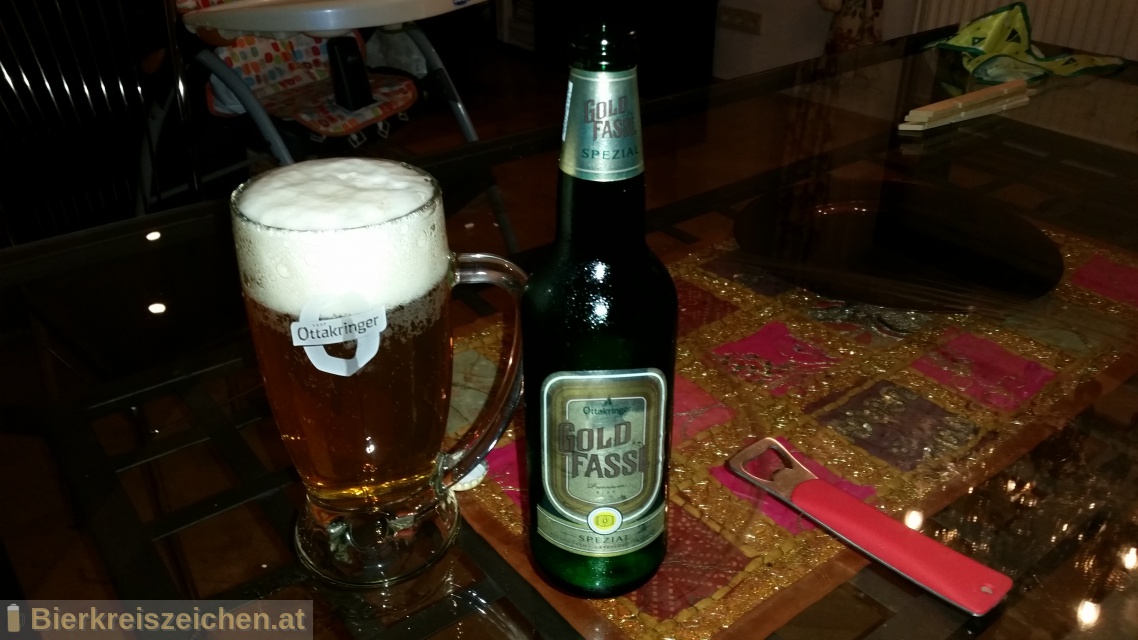 Foto eines Bieres der Marke Ottakringer - Gold Fassl - Spezial aus der Brauerei Ottakringer Brauerei