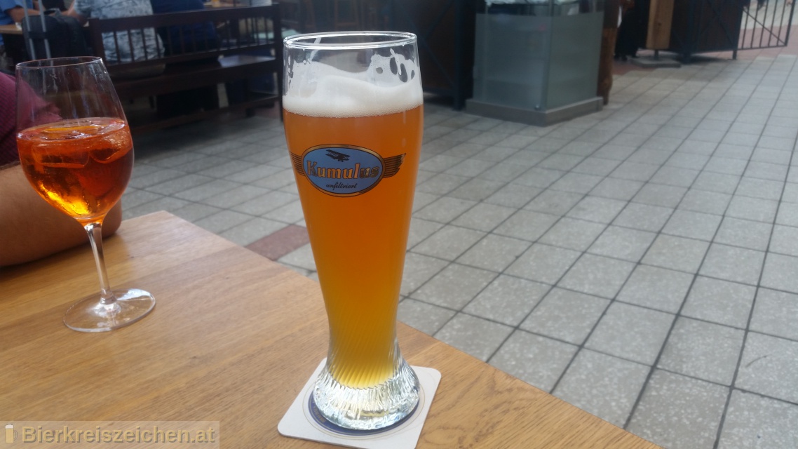 Foto eines Bieres der Marke Kumulus aus der Brauerei Airbru