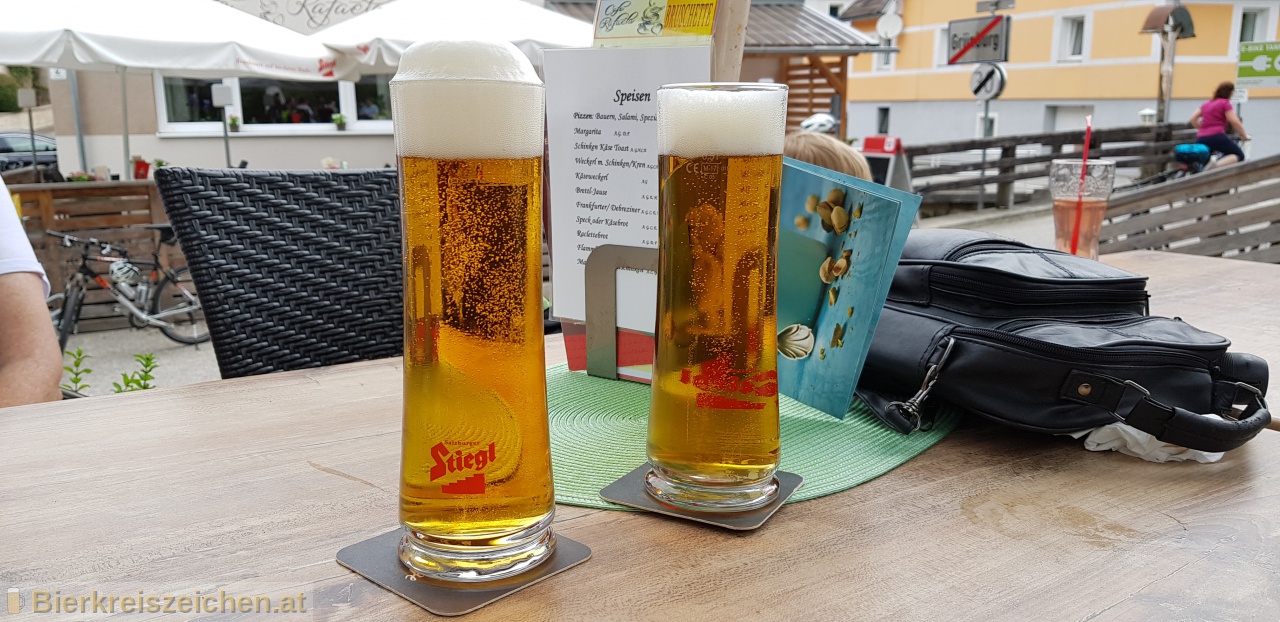 Foto eines Bieres der Marke Stiegl Spezial aus der Brauerei Stieglbrauerei
