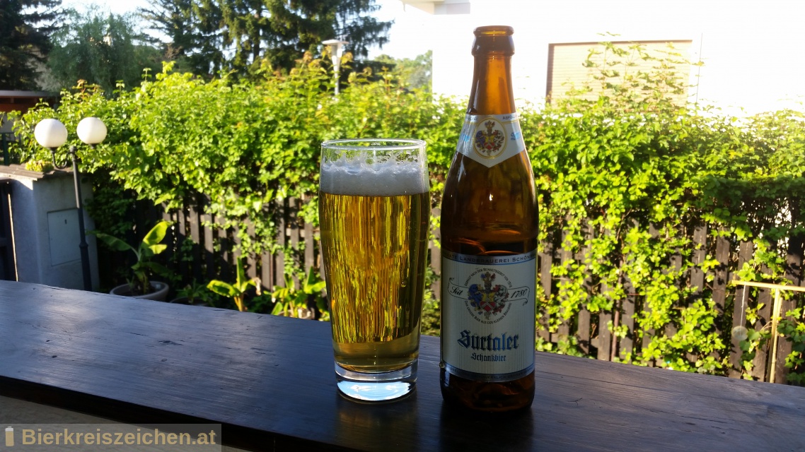Foto eines Bieres der Marke Surtaler Schankbier aus der Brauerei Privaten Landbrauerei Schnram