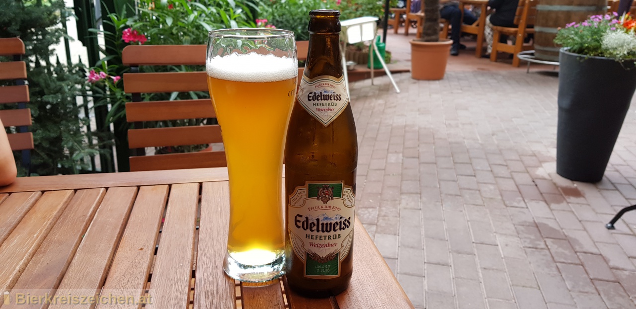 Foto eines Bieres der Marke Edelweiss Hefetrb aus der Brauerei Brau Union