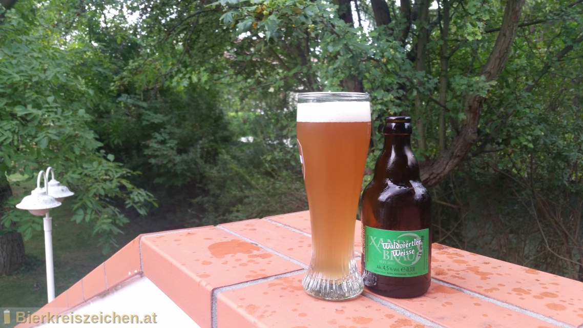 Foto eines Bieres der Marke Waldviertler Weisse aus der Brauerei Xandlbru