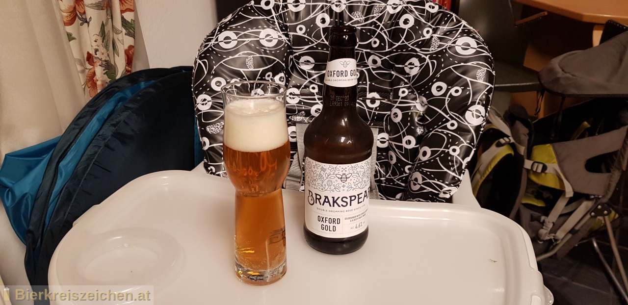 Foto eines Bieres der Marke Brakspear Oxford Gold aus der Brauerei Brakspear Brewery