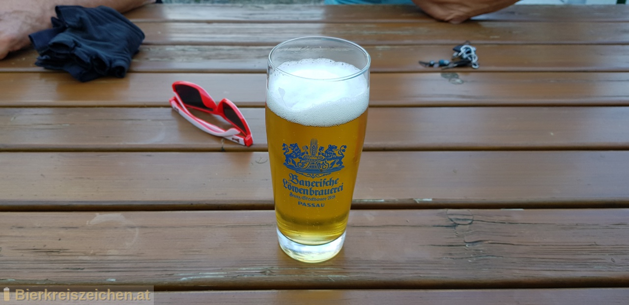 Foto eines Bieres der Marke Urtyp hell aus der Brauerei Lwenbrauerei Passau