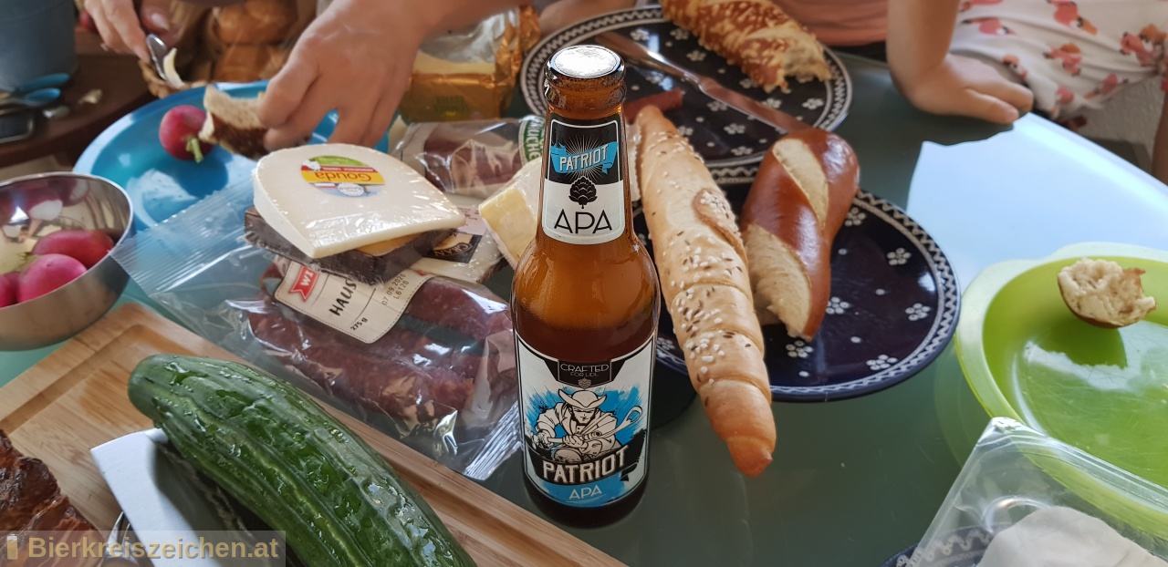 Foto eines Bieres der Marke Patriot APA aus der Brauerei Lidl