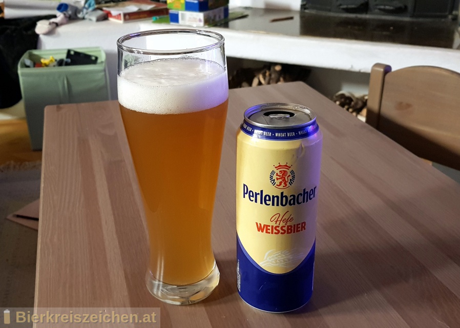 Foto eines Bieres der Marke Perlenbacher Hefeweissbier aus der Brauerei Lidl