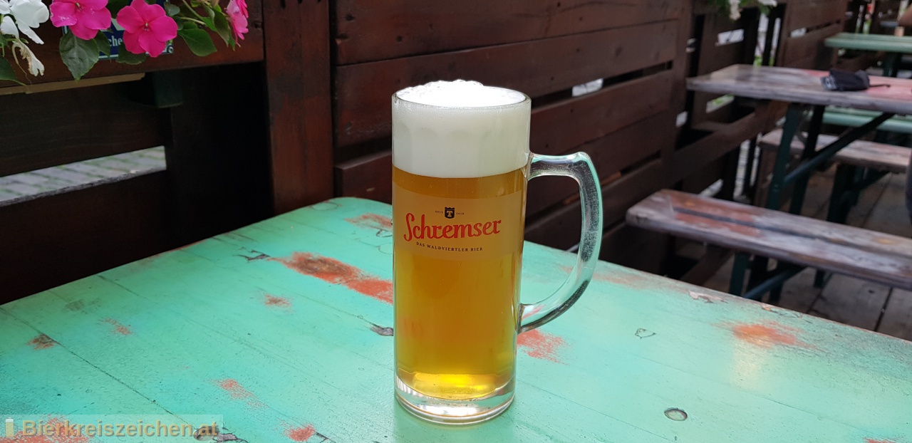 Foto eines Bieres der Marke Schremser Premium aus der Brauerei Brauerei Schrems