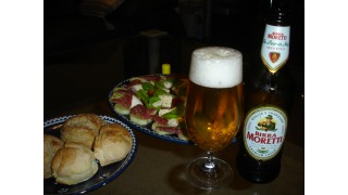 Bild von Birra Moretti Premium Lager