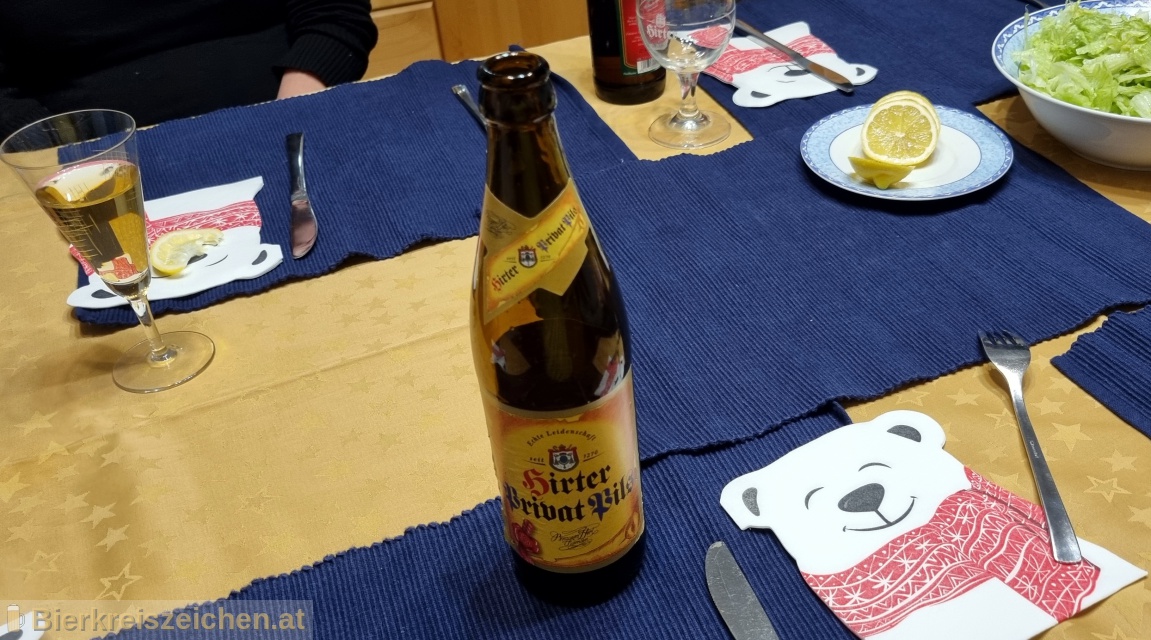 Foto eines Bieres der Marke Hirter Privat Pils aus der Brauerei Brauerei Hirt