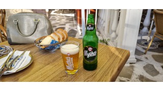 Bild von Mythos Hellenic Lager Beer