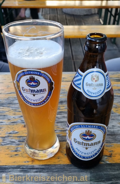 Foto eines Bieres der Marke Gutmann Hefeweizen Hell aus der Brauerei Brauerei Gutmann
