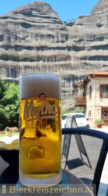 Foto eines Bieres der Marke Mythos Hellenic Lager Beer aus der Brauerei Mythos Brewery