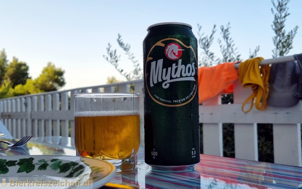 Foto eines Bieres der Marke Mythos Hellenic Lager Beer aus der Brauerei Mythos Brewery