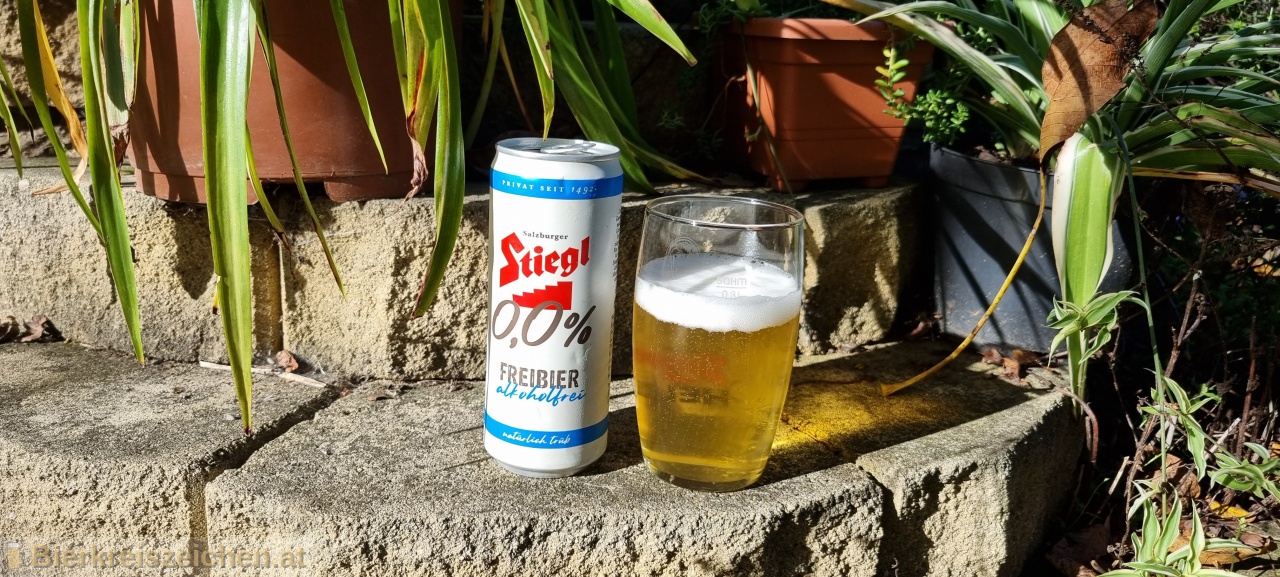 Foto eines Bieres der Marke Stiegl Freibier aus der Brauerei Stieglbrauerei