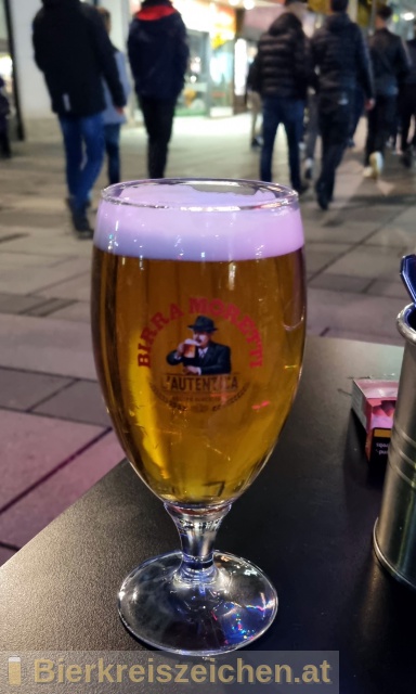 Foto eines Bieres der Marke Birra Moretti Premium Lager aus der Brauerei Birra Moretti