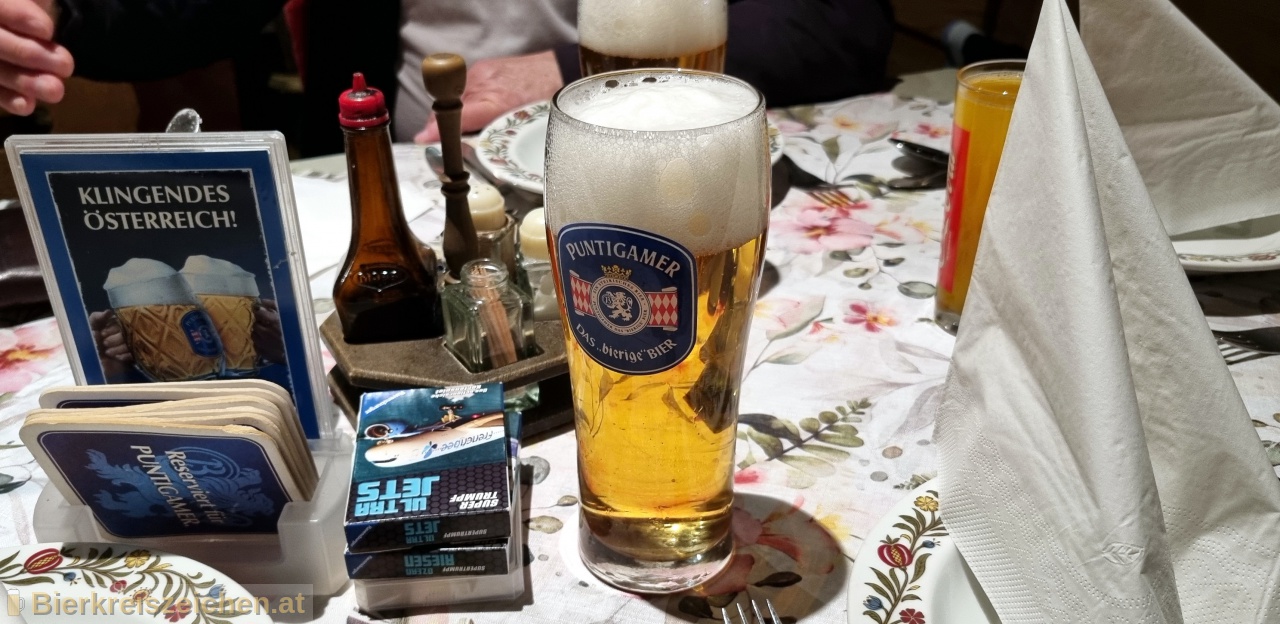 Foto eines Bieres der Marke Puntigamer - das bierige Bier aus der Brauerei Brauerei Puntigam