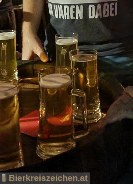 Foto eines Bieres der Marke Johnnys Lager aus der Brauerei -