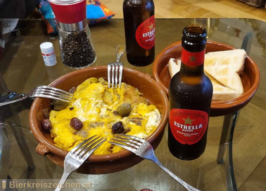 Foto eines Bieres der Marke Estrella Damm aus der Brauerei S.A. Damm