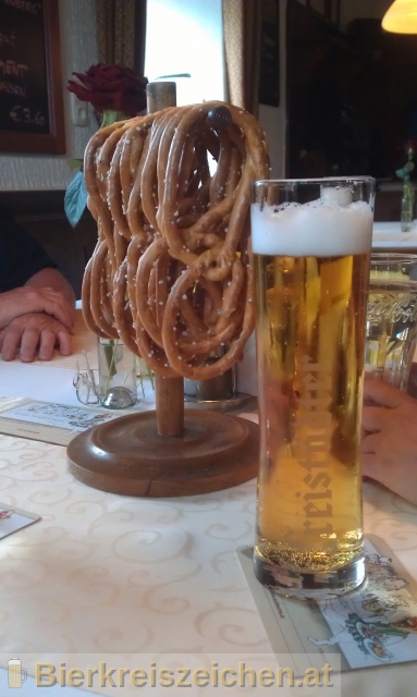 Foto eines Bieres der Marke Freistädter Midium aus der Brauerei Braucommune in Freistadt
