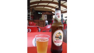 Bild von Birra Moretti Premium Lager