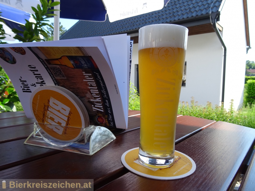 Foto eines Bieres der Marke Bierquelle Heugraben - Biergit aus der Brauerei Zickentaler