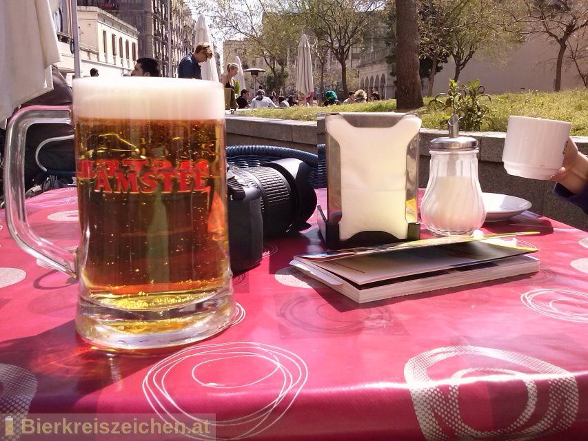 Foto eines Bieres der Marke Amstel aus der Brauerei Heineken