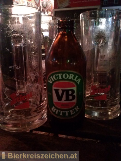 Foto eines Bieres der Marke Victoria Bitter aus der Brauerei Carlton & United Breweries