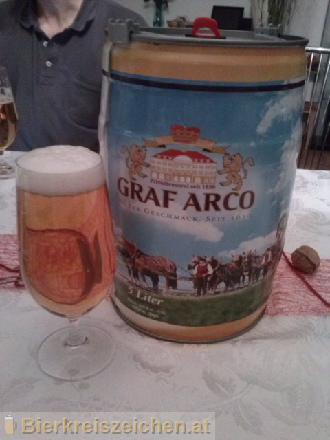 Foto eines Bieres der Marke Grafen Hell aus der Brauerei Graf Arco