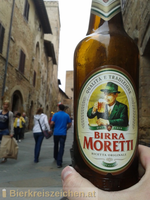 Foto eines Bieres der Marke Birra Moretti Premium Lager aus der Brauerei Birra Moretti