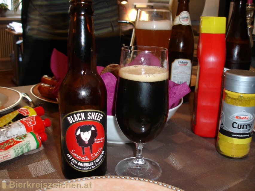 Foto eines Bieres der Marke Black Sheep aus der Brauerei Brauerei Gusswerk
