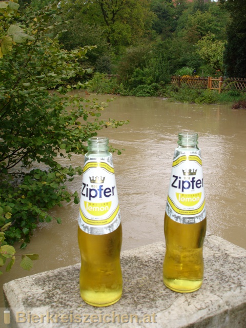 Foto eines Bieres der Marke Zipfer Lemon aus der Brauerei Brauerei Zipf
