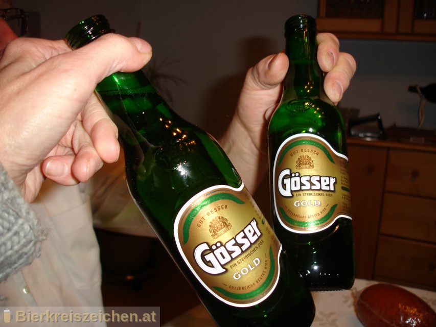 Foto eines Bieres der Marke Gösser Gold aus der Brauerei Brauerei Göss