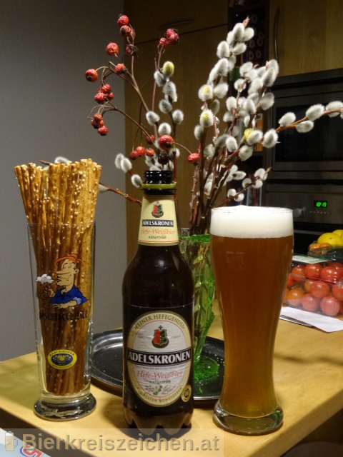 Foto eines Bieres der Marke Adelskronen Hefe-Weißbier aus der Brauerei Brauerei Braunschweig