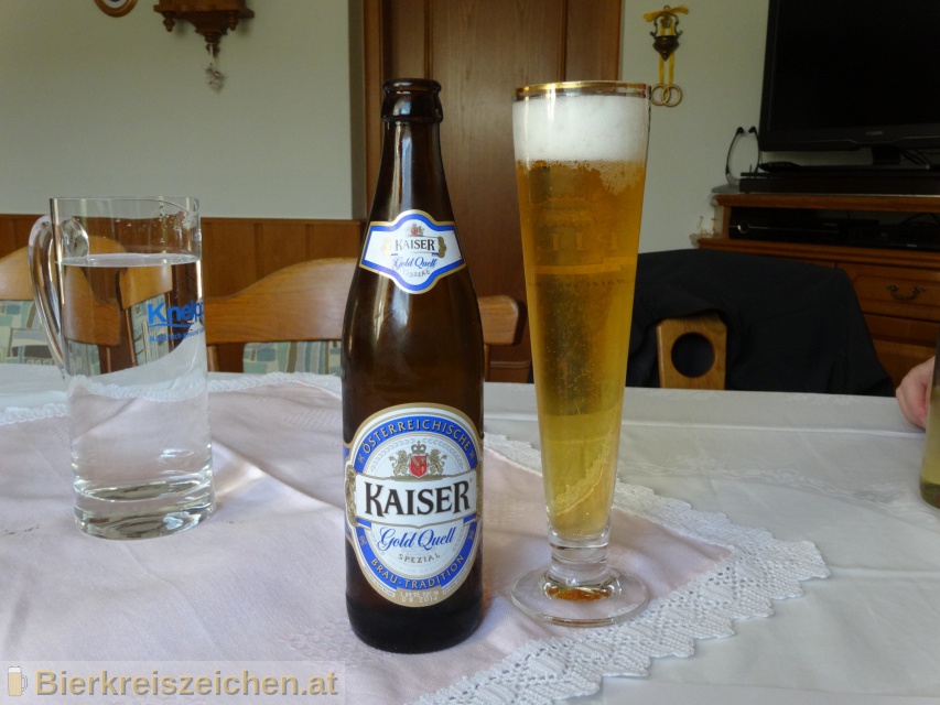 Foto eines Bieres der Marke Kaiser Goldquell aus der Brauerei Brauerei Wieselburg