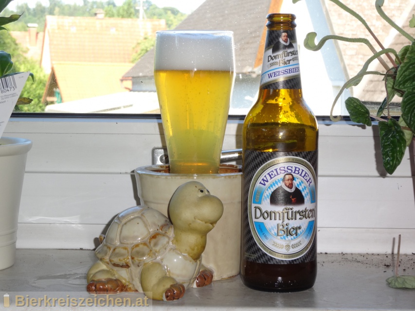 Foto eines Bieres der Marke Domfrsten Weissbier aus der Brauerei Kaiserbru Bamberg OHG