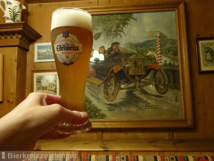 Foto eines Bieres der Marke Edelweiss Hefetrüb aus der Brauerei Brau Union