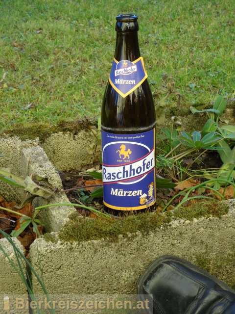Foto eines Bieres der Marke Raschhofer Mrzen aus der Brauerei Brauerei Raschhofer