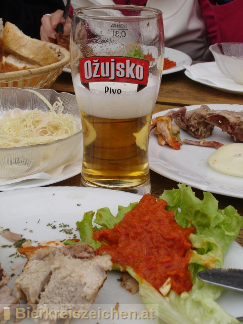 Foto eines Bieres der Marke Ožujsko Pivo aus der Brauerei Zagrebačka pivovara